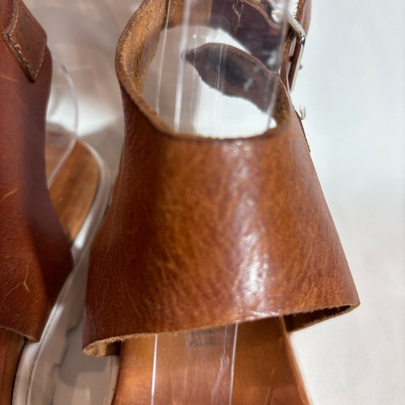 ATELIERS Sz 38 Ankle Harness Strappy Toe Cap Made in Italy Leather Sandals - Picture 4 of 11